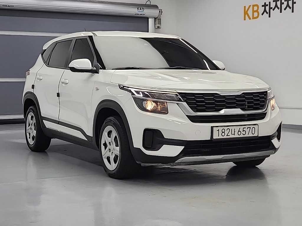 KIA Seltos - Vista 4