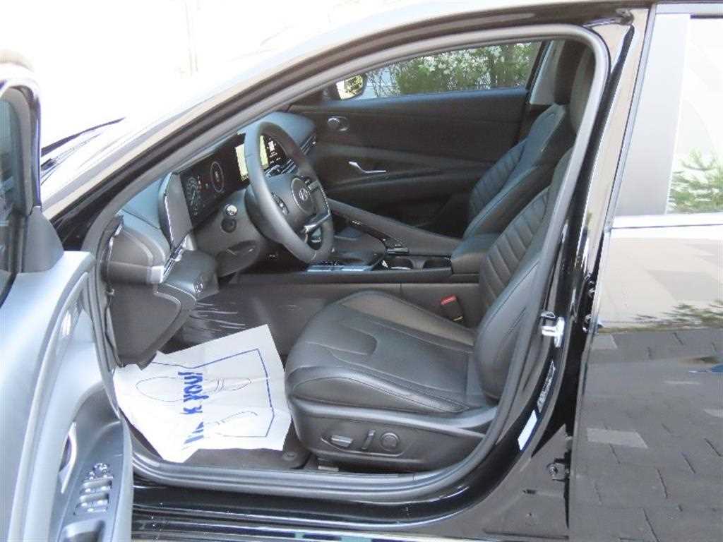 HYUNDAI Avante 2026 Negro - Importación desde Corea - HF Imports Iquique - Foto 13