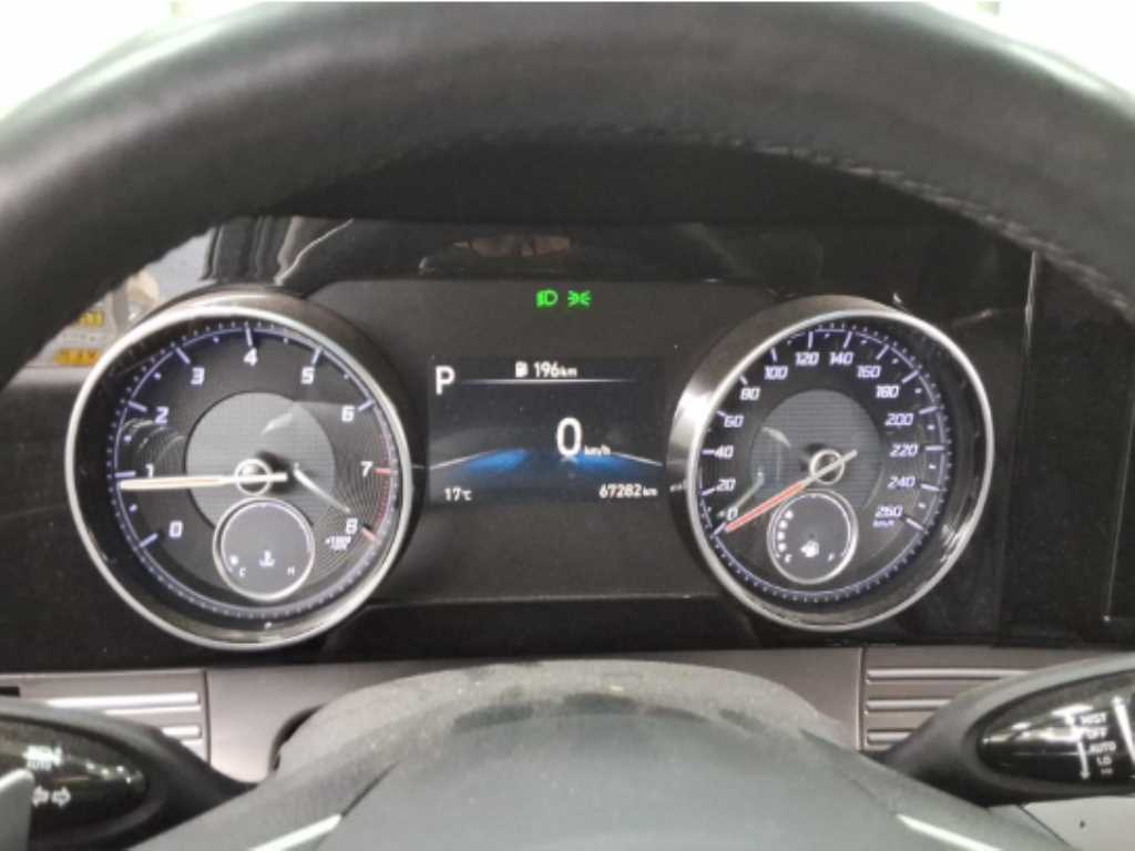 HYUNDAI Grandeur - Vista 4