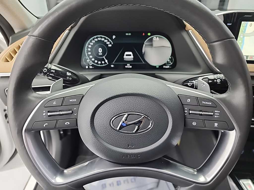HYUNDAI Sonata - Vista 9