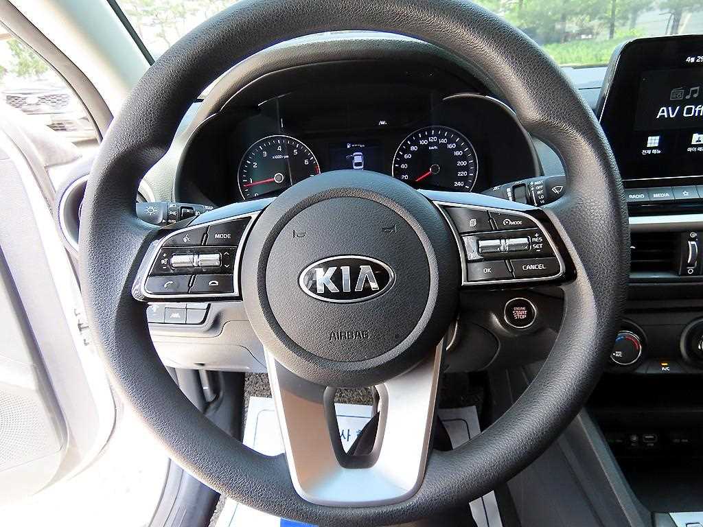 KIA K3 - Vista 8