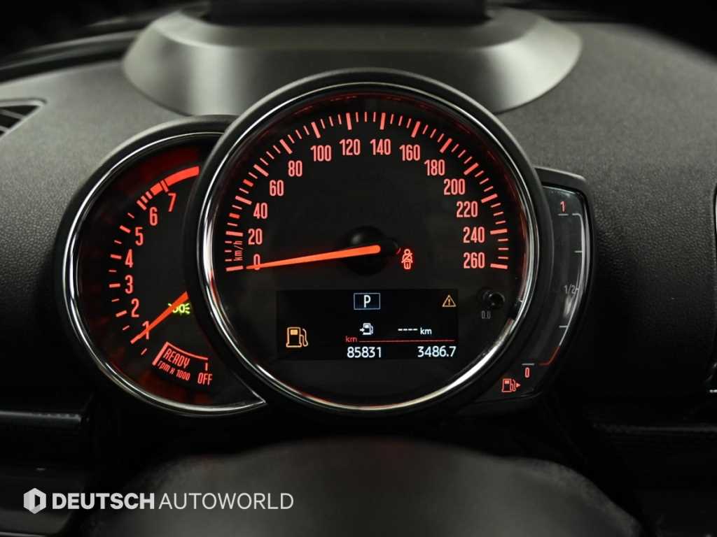 Mini Clubman - Vista 8