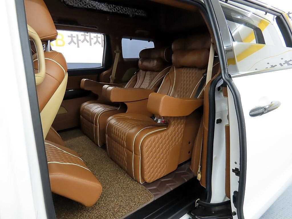 KIA Carnival - Vista 6