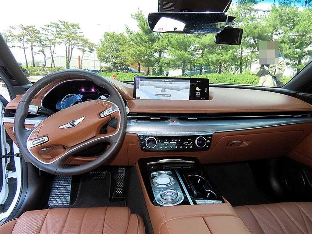 Genesis G80 - Vista 7