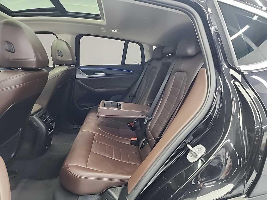 BMW X4 - Vista 12