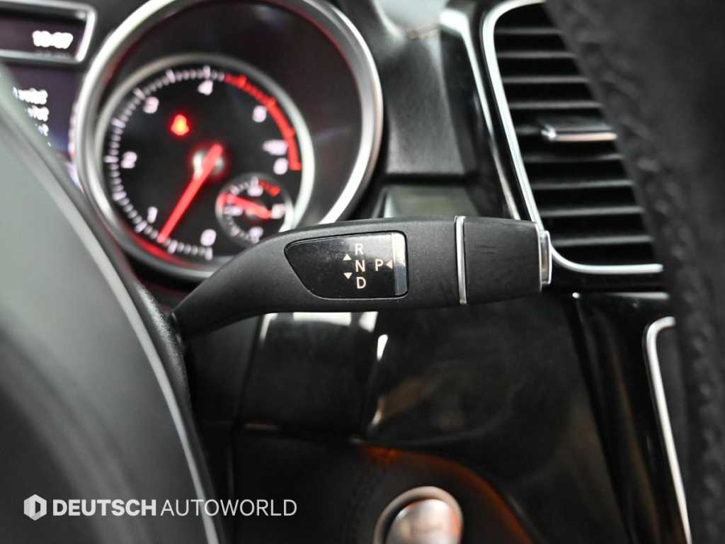 Mercedes Benz GLS Class - Vista 9