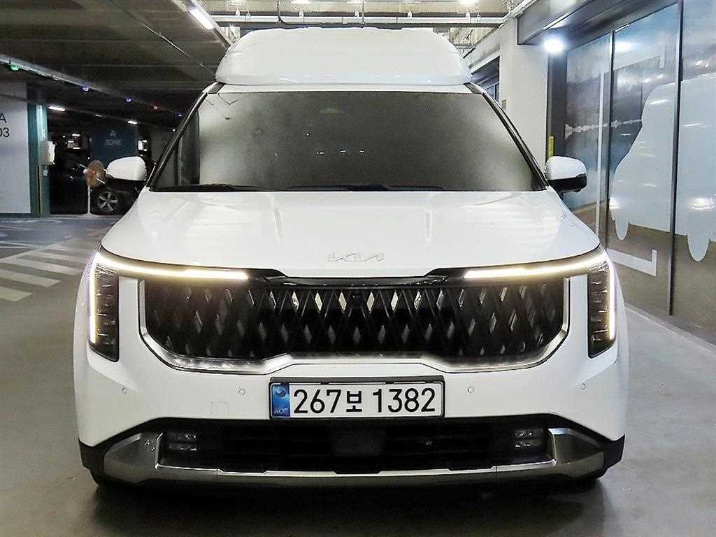 KIA Carnival - Vista 2