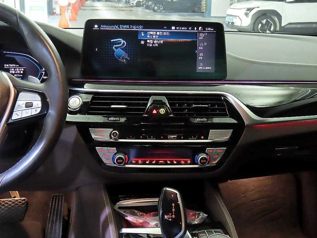 BMW 5 Series - Vista 11