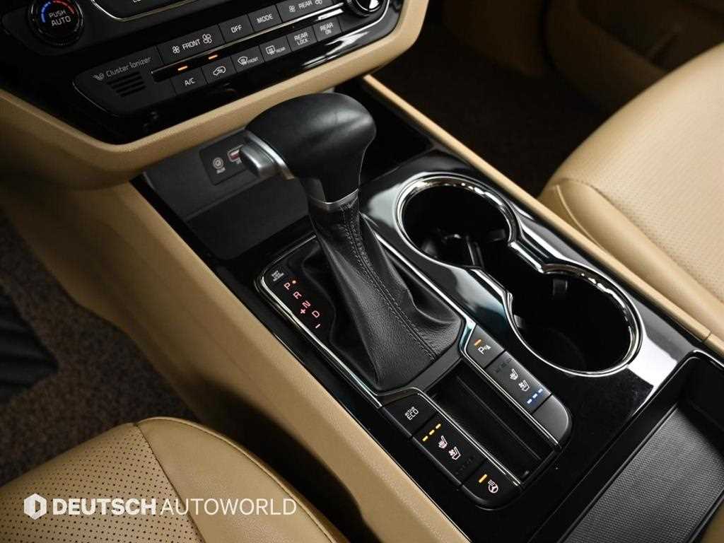 KIA Carnival - Vista 9