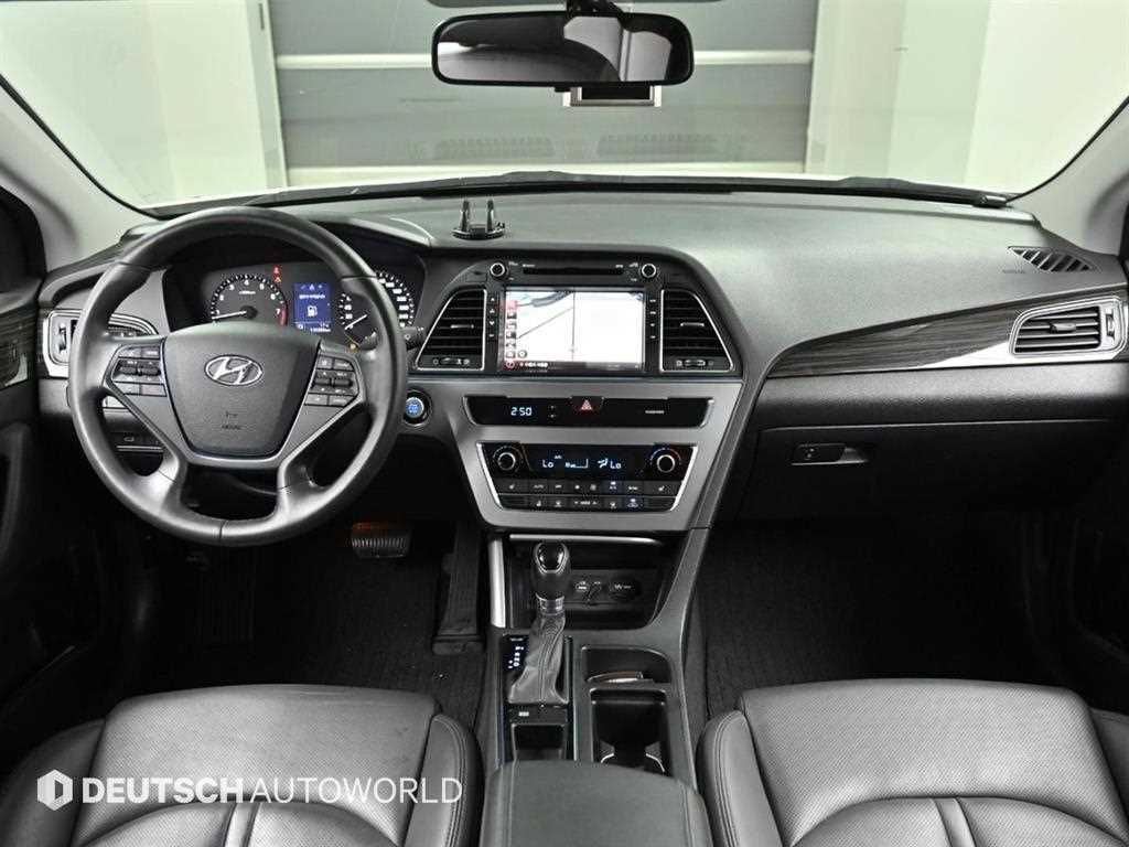 HYUNDAI Sonata - Vista 7