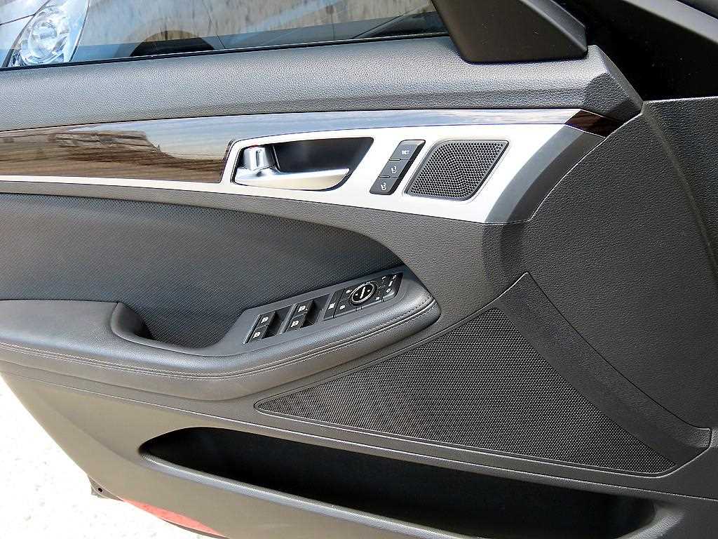 Genesis G80 2018 Azul - Importación desde Corea - HF Imports Iquique - Foto 14