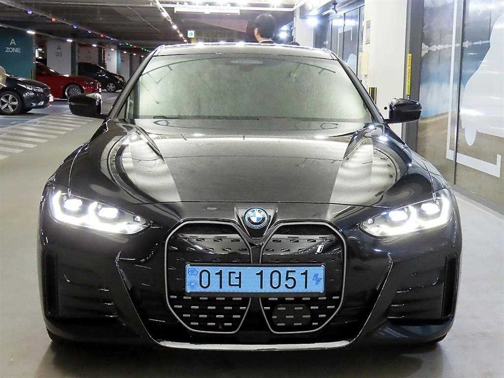 BMW i4 - Vista 2