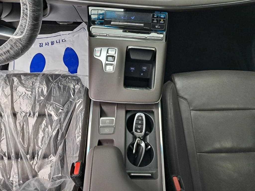 HYUNDAI Grandeur 2021 Negro - Importación desde Corea - HF Imports Iquique - Foto 14