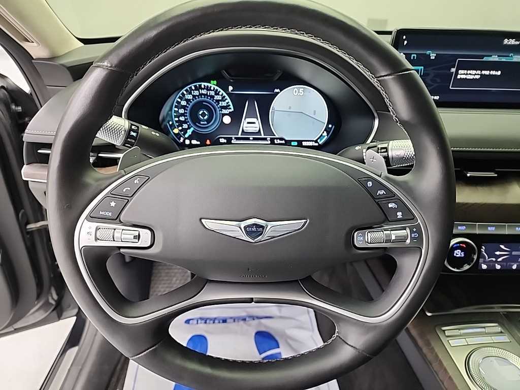 Genesis G80 - Vista 9