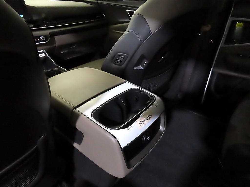 KIA Carnival 2025 Blanco - Importación desde Corea - HF Imports Iquique - Foto 15