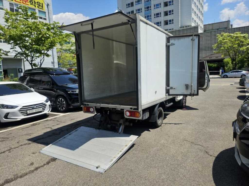 Small Truck tower_built-in tower - Vista 8