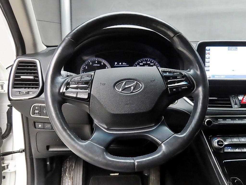HYUNDAI Grandeur - Vista 9