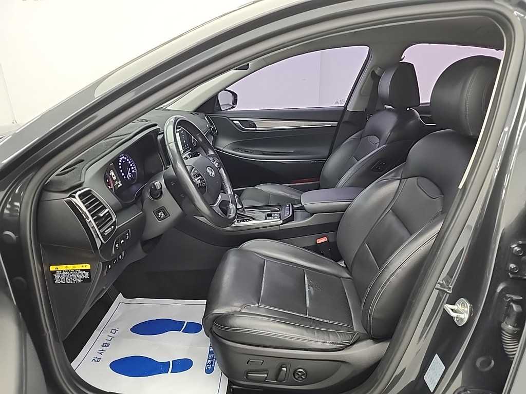 HYUNDAI Grandeur - Vista 12