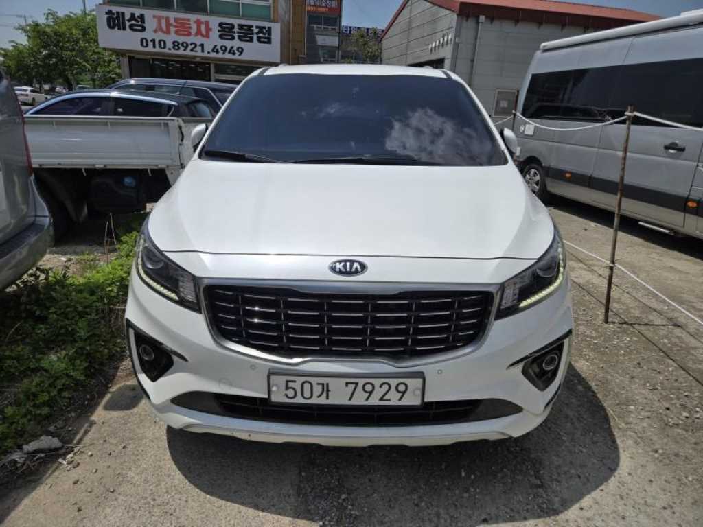 KIA Carnival 2019 - Importación desde Corea - HF Imports Iquique - Foto 1