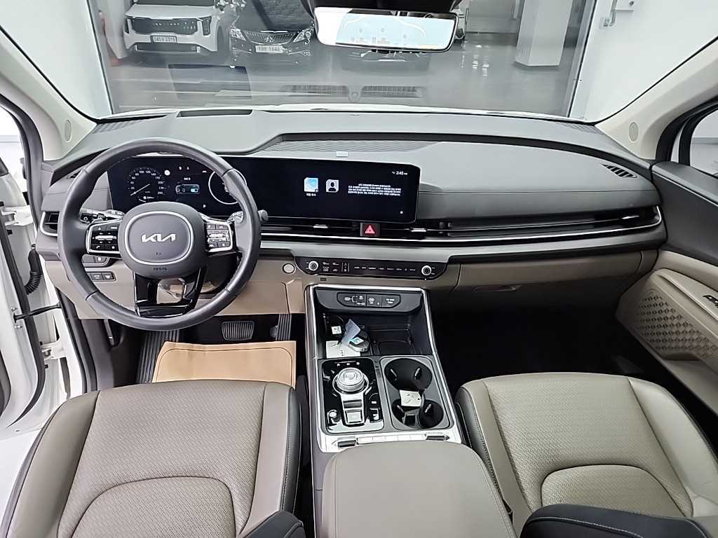 KIA Carnival - Vista 7