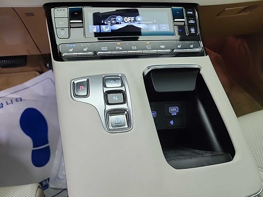 HYUNDAI Grandeur - Vista 8