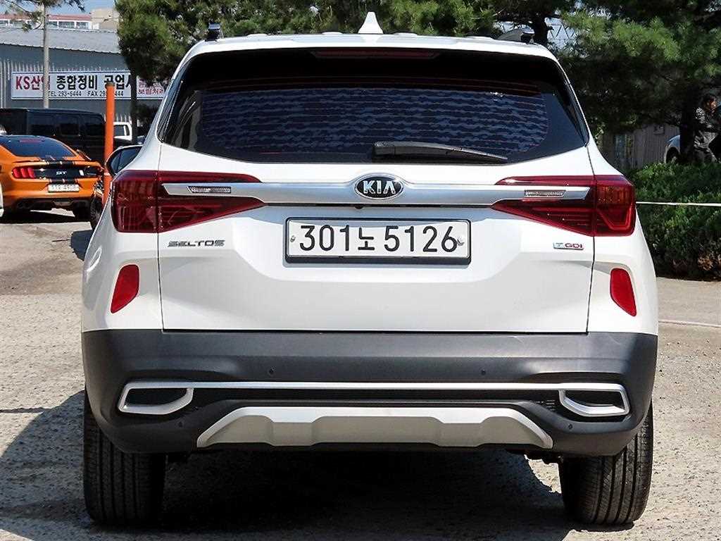 KIA Seltos - Vista 4