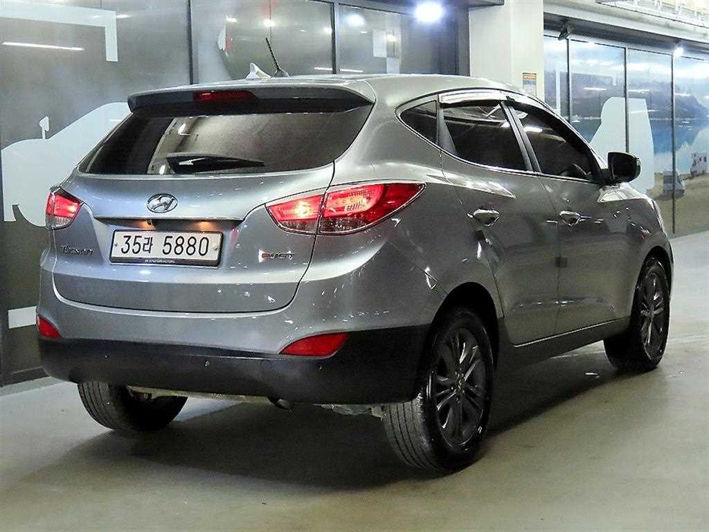 HYUNDAI Tucson - Vista 4