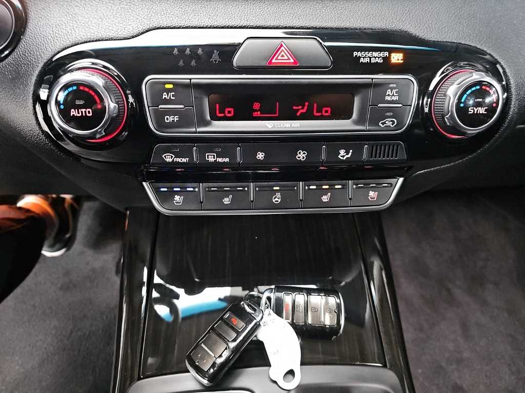 KIA Sorento - Vista 10