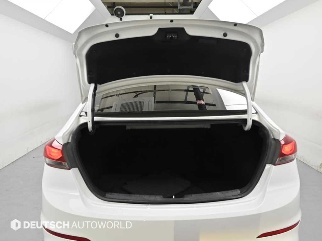 HYUNDAI Avante 2016 - Importación desde Corea - HF Imports Iquique - Foto 19