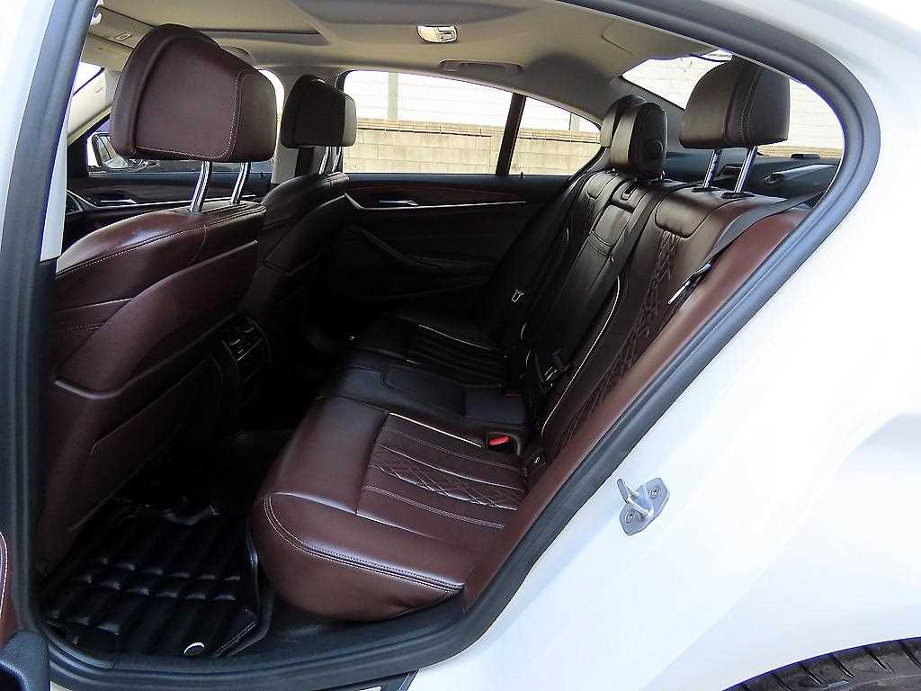 BMW 5 Series - Vista 6