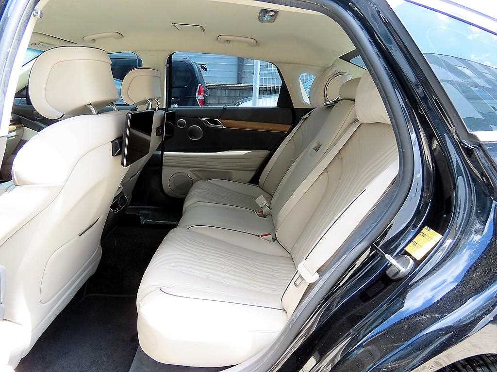 Genesis G80 - Vista 6