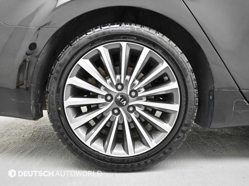 KIA K7 - Vista 5