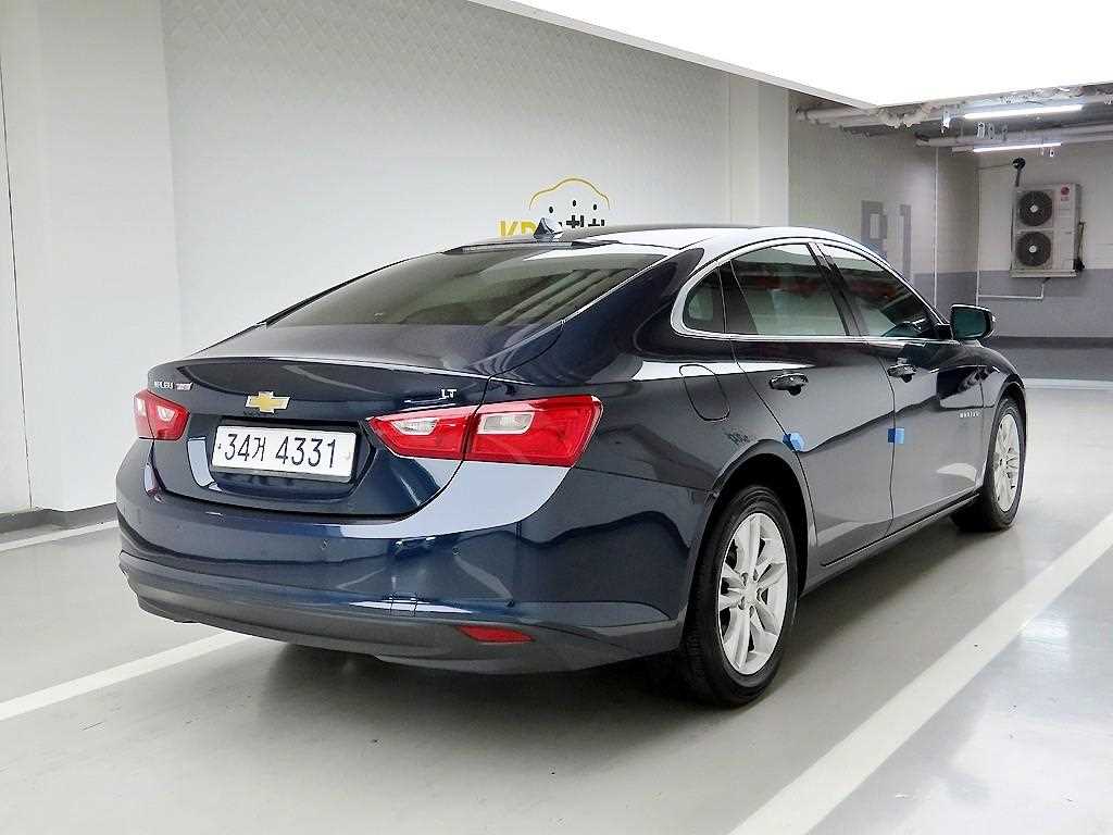 Chevrolet Malibu - Vista 4