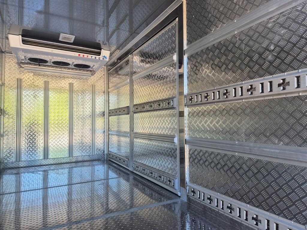 Small Truck Freezer Box(High Deck) - Vista 6