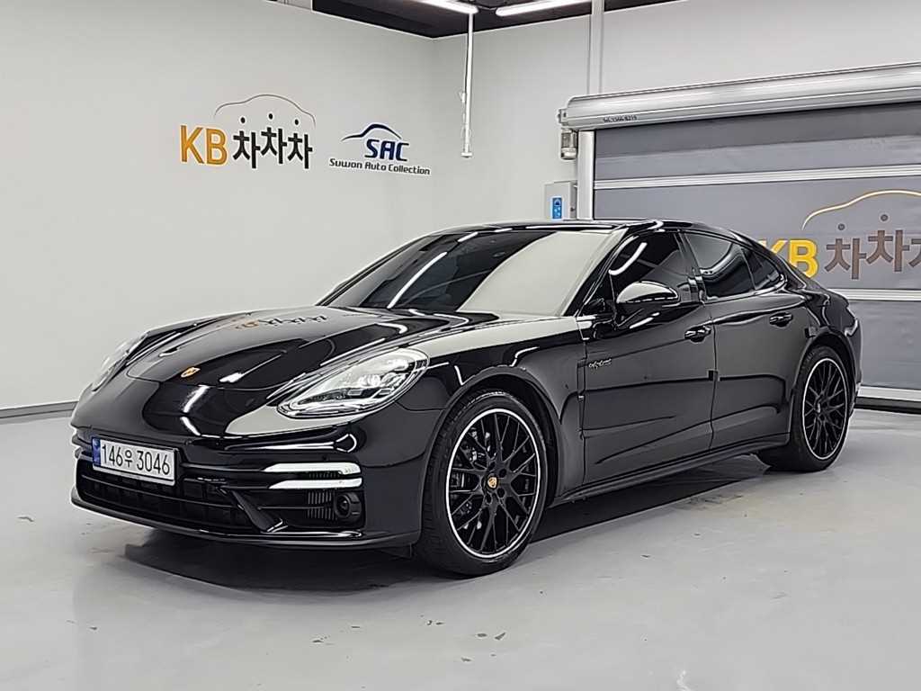Porsche Panamera - Vista 4