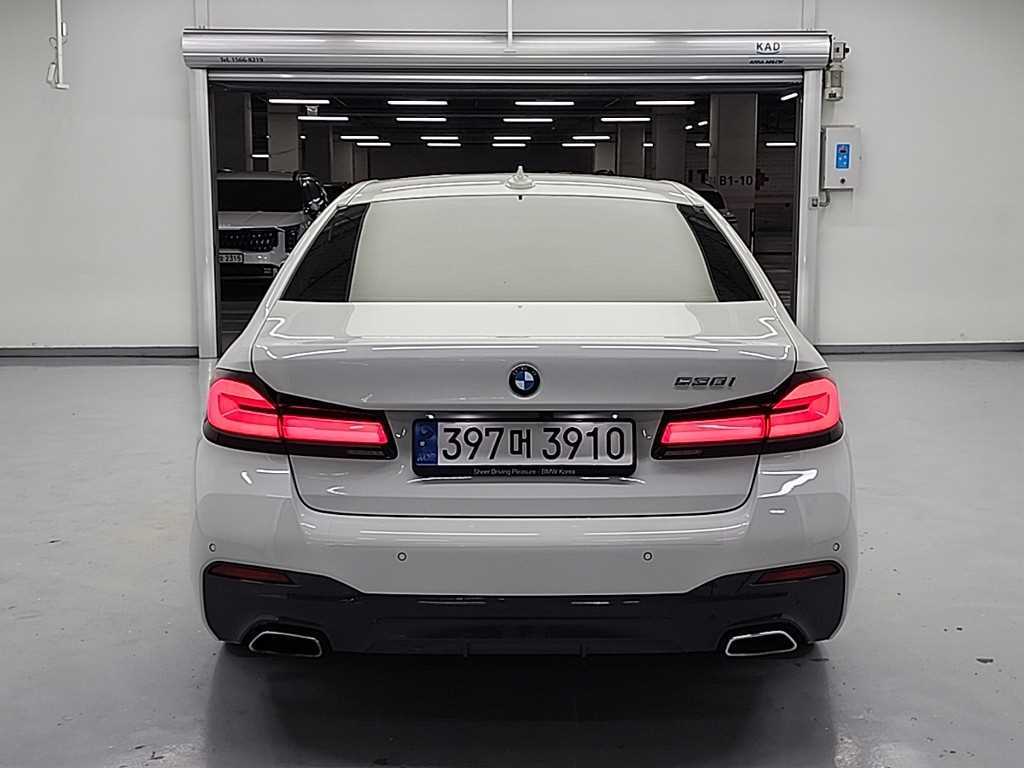 BMW 5 Series - Vista 3