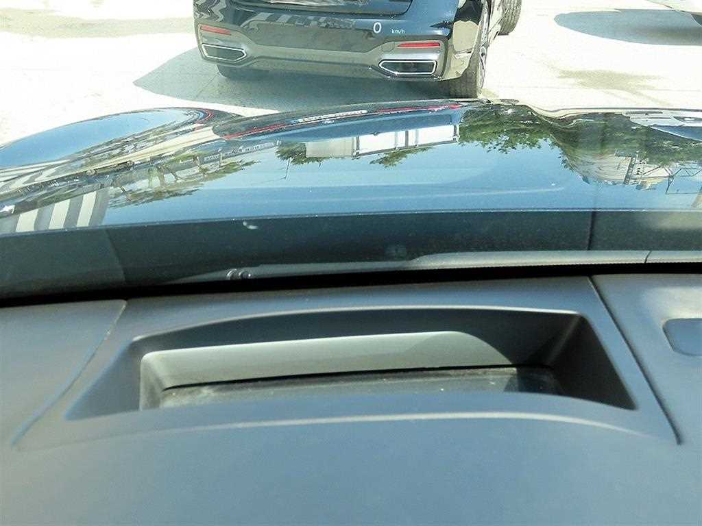 Genesis GV70 - Vista 10