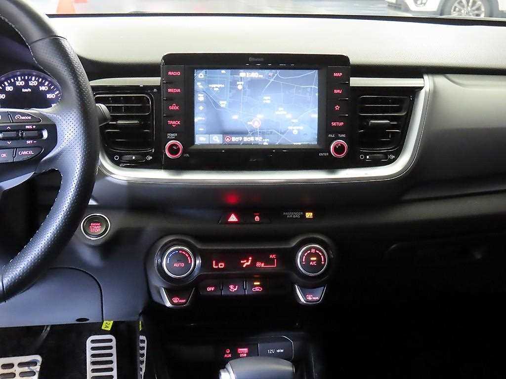 KIA Stonic - Vista 11