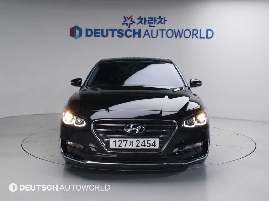 HYUNDAI Grandeur - Vista 3