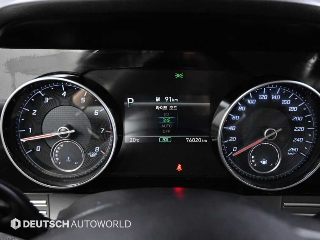 HYUNDAI Grandeur - Vista 8