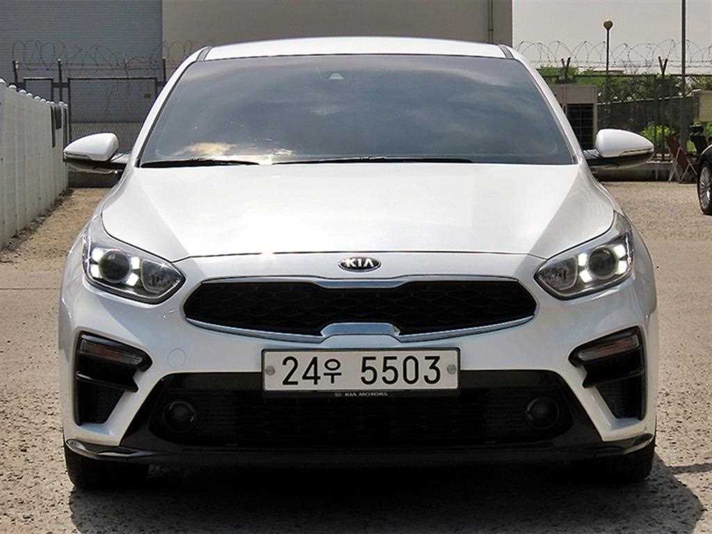 KIA K3 2020 Blanco - Importación desde Corea - HF Imports Iquique - Foto 1