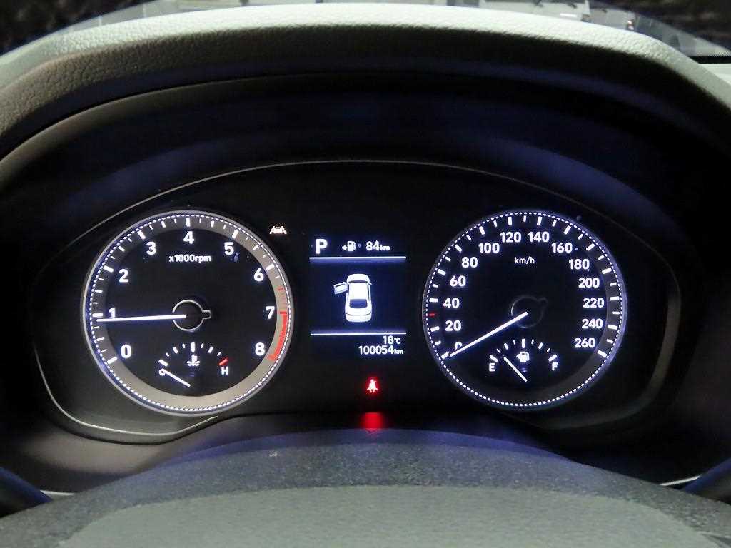 HYUNDAI Grandeur - Vista 5
