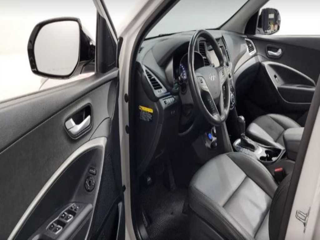 HYUNDAI Santa Fe - Vista 5