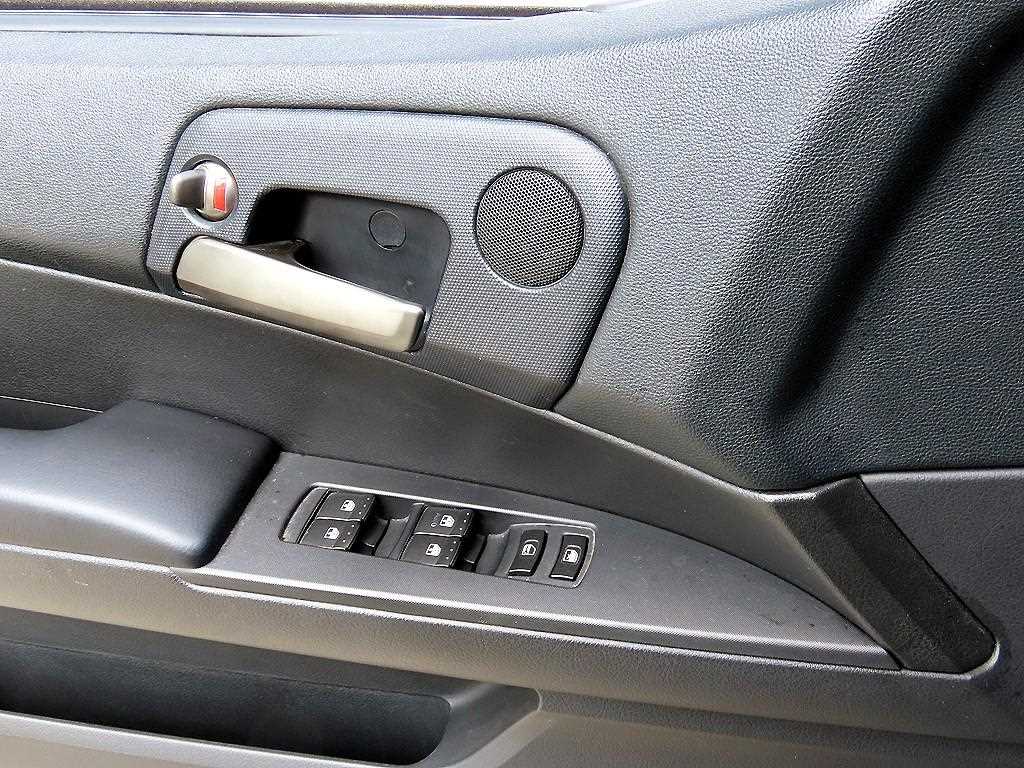 Ssangyong Korando - Vista 11