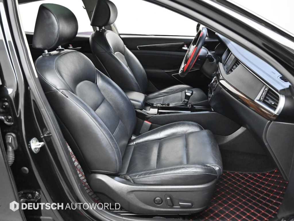 KIA K7 - Vista 10
