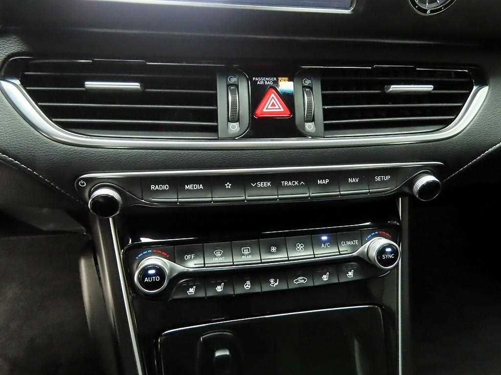 HYUNDAI Grandeur - Vista 9
