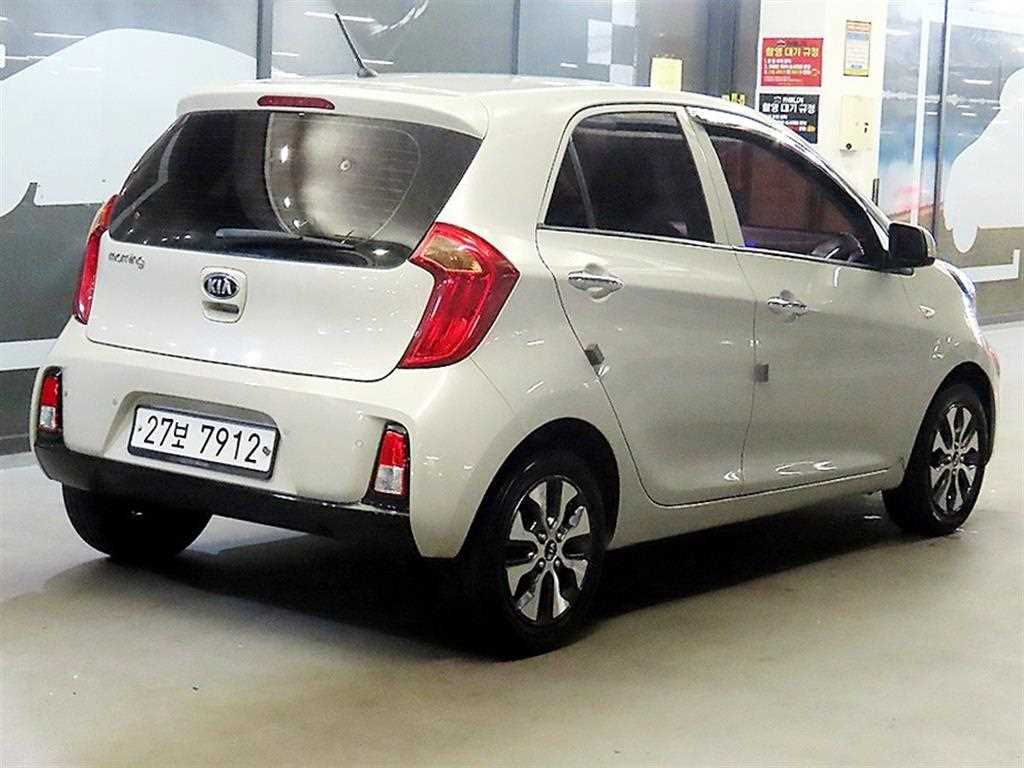 KIA Morning - Vista 4