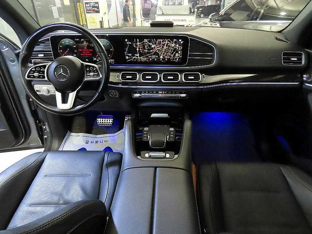 Mercedes Benz GLE Class - Vista 10