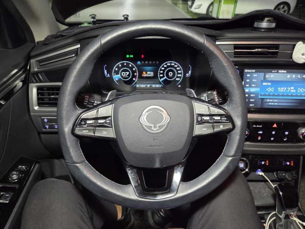 Ssangyong Korando - Vista 6