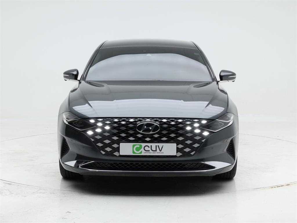 HYUNDAI Grandeur - Vista 2